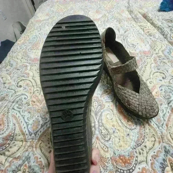 Bare Traps women's clog style shoe size 7 - Picture 5 of 8